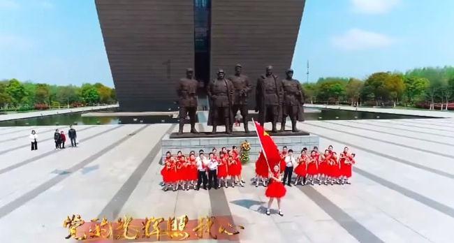 时尚女装设计师